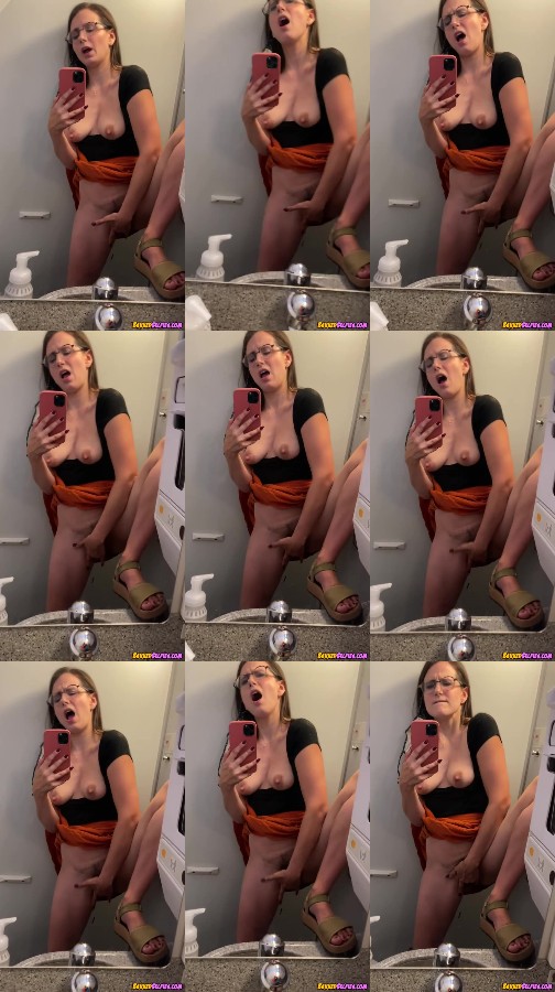 Emilie Quick Tease 20 Years Old On Instagram