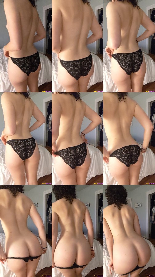Alaina Coed Shows The Nude Goods 1