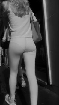 [Image: 126001105_4.jpg]