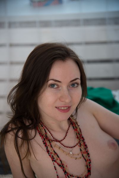 [Image: 127369396_0019.jpg]
