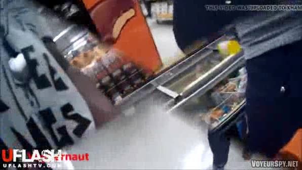 Voyeurnaut Store Nut On Huge Booty