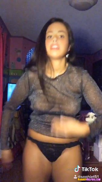 Alani – Shy Hot Nude Tease College Girl On Tiktok