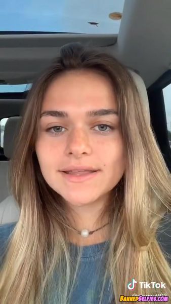 Alessandra – Shy Hot Nude Tease 22 Years Old On Instagram