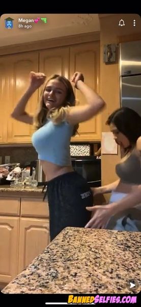 Amani – Highschool Teen Talked Into Nude Selfie On Instagram