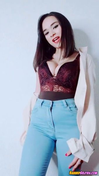 Mariyah – First Time Nude Tiktok