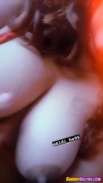 Veronica – 19 Year Old Teen Girl Nude On Tiktok